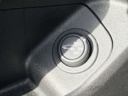 Used 2020 GMC Terrain SLE w/ Driver Convenience Package image 19