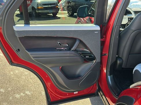 Certified 2023 Land Rover Range Rover Sport SE Dynamic image 19