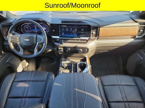 Used 2025 Chevrolet Silverado 1500 High Country AWD/4WD image 8