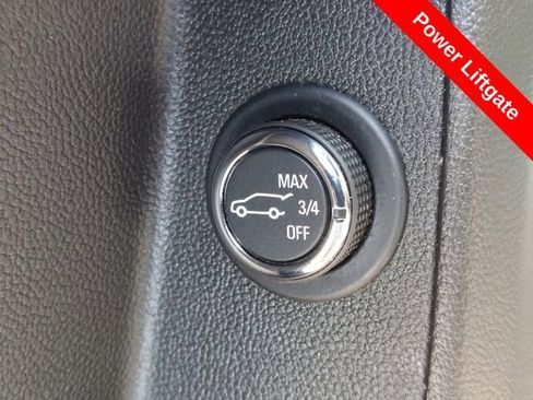 Used 2023 Chevrolet Traverse LT w/ Rear Camera Mirror Package AWD/4WD image 14