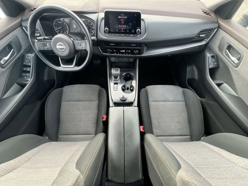 Used 2023 Nissan Rogue SV image 15