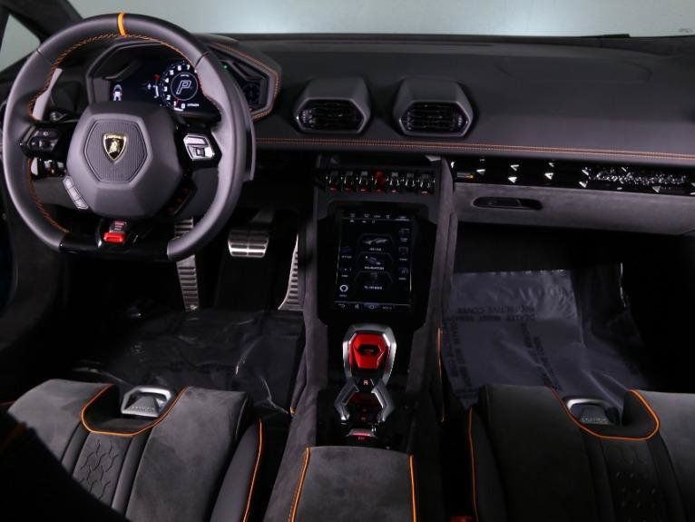 Used 2024 Lamborghini Huracan Sterrato AWD/4WD image 17
