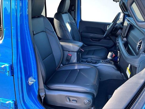 New 2026 Jeep Gladiator Sport image 8