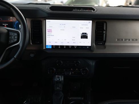 Used 2025 Ford Bronco Outer Banks image 28