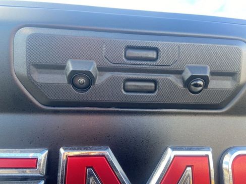 Used 2024 GMC Sierra 2500 AT4X w/ AT4X AEV Edition image 15