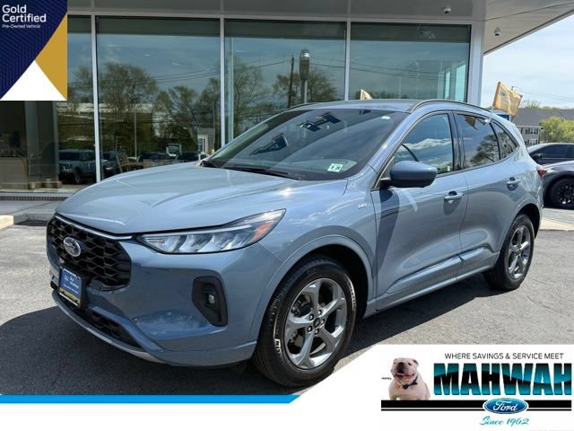 Certified 2023 Ford Escape ST-Line Select w/ Tech Pack #2 AWD/4WD image 1