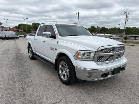 Used 2017 RAM 1500 Laramie w/ Convenience Group image 3