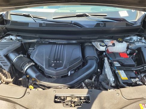 Used 2024 Chevrolet Traverse LT image 28