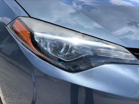 Used 2018 Toyota Corolla LE FWD image 27
