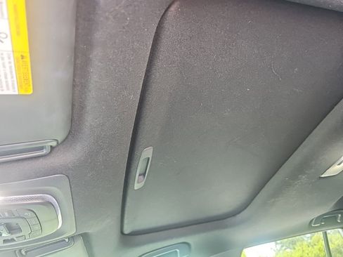 Used 2023 Toyota Corolla Cross AWD Hybrid w/ Moonroof Package image 26
