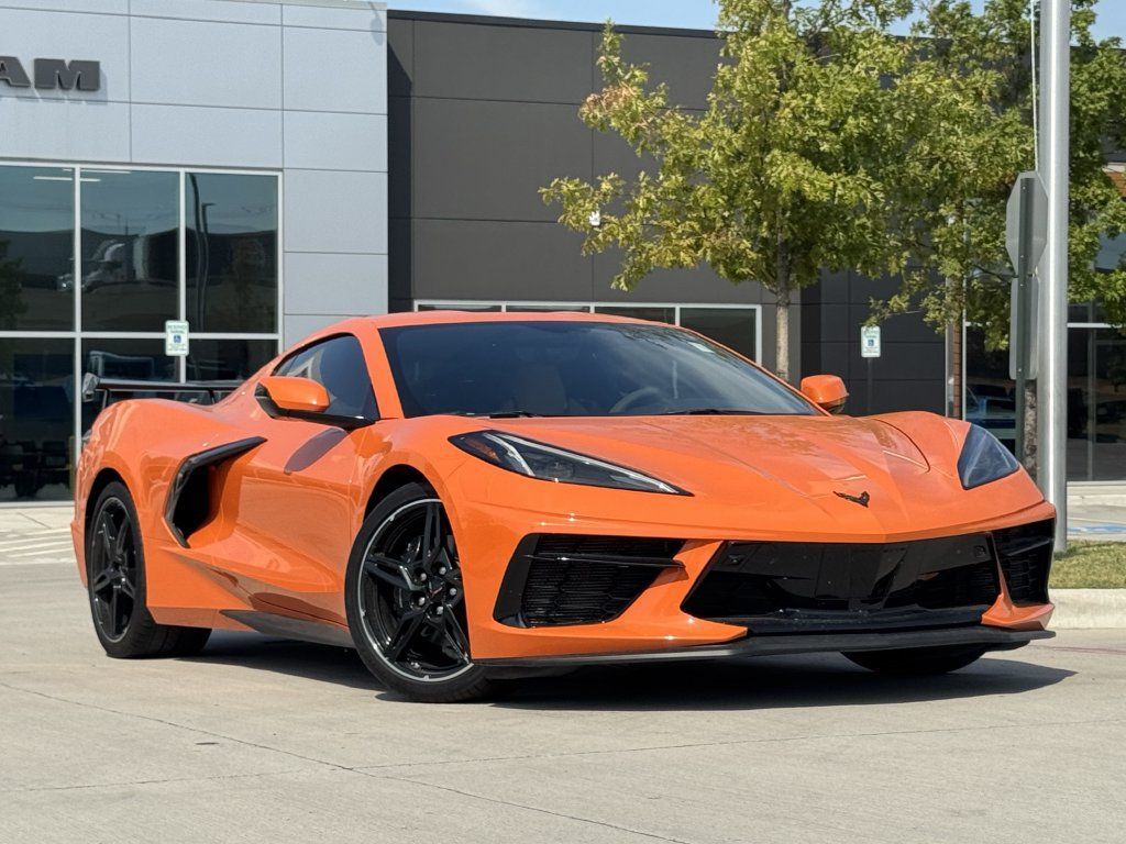 Used 2023 Chevrolet Corvette Stingray Preferred Cpe w/ 2LT RWD image 2