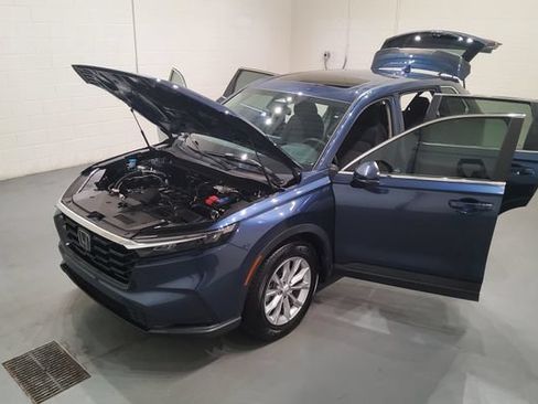 Used 2024 Honda CR-V EX image 12