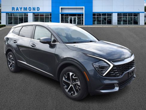 Used 2024 Kia Sportage EX AWD/4WD image 1