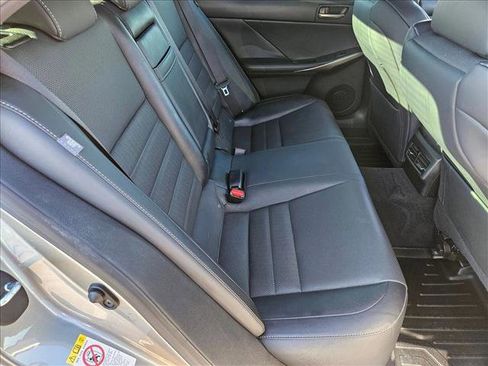 Used 2018 Lexus IS 300 IS 300 image 17