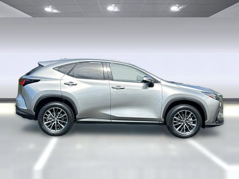 Used 2024 Lexus NX 350 AWD w/ Vision Package image 8