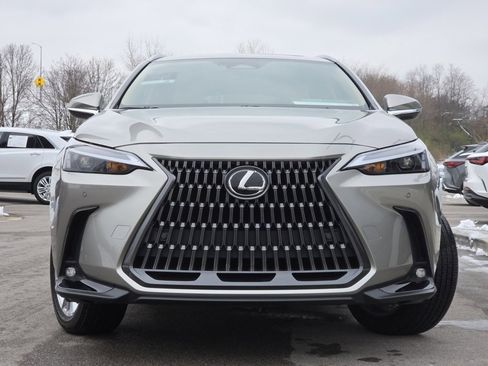 Used 2025 Lexus NX 350 AWD w/ Premium Package image 3