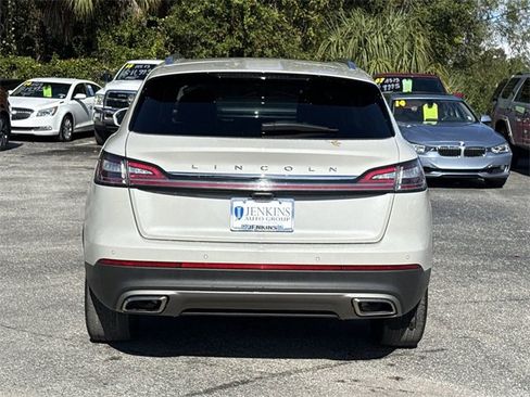 Certified 2023 Lincoln Nautilus Reserve image 5