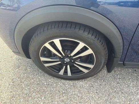 Used 2020 Nissan Kicks SR FWD image 10