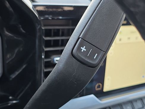 Used 2023 GMC Sierra 1500 Elevation image 38