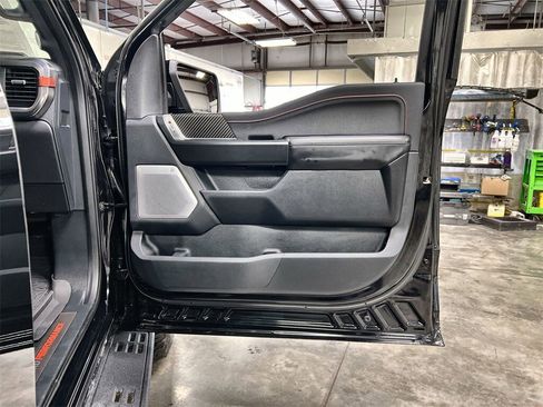 Used 2025 Ford F150 Raptor image 33