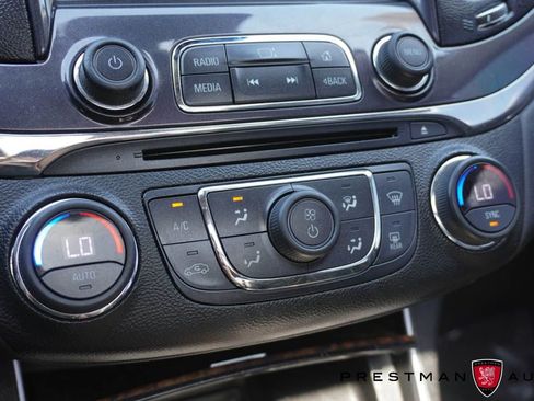 Used 2015 Chevrolet Impala LT FWD image 32