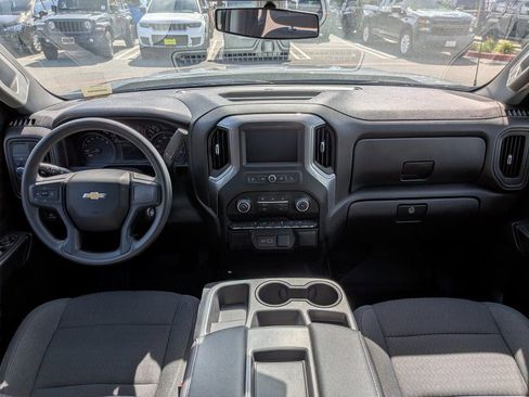 Used 2022 Chevrolet Silverado 1500 Custom image 15