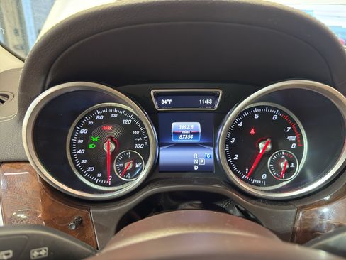 Used 2017 Mercedes-Benz GLS 550 4MATIC image 19