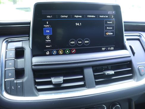 Used 2021 Chevrolet Tahoe High Country AWD/4WD image 34