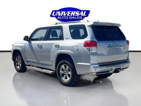 Used 2012 Toyota 4Runner SR5 w/ Premium Pkg w/3rd Row Seat AWD/4WD image 5