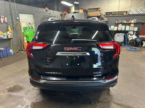 Used 2022 GMC Terrain SLT w/ Tech Package AWD/4WD image 6