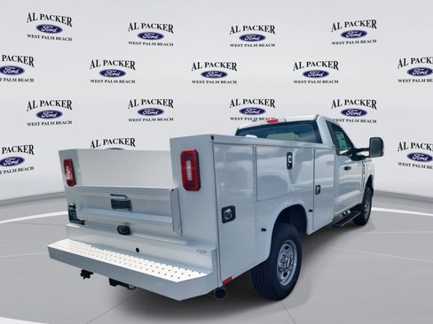 New 2025 Ford F250 XL w/ XL Chrome Package AWD/4WD image 5