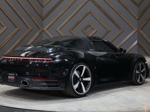 Used 2021 Porsche 911 Targa 4S image 13