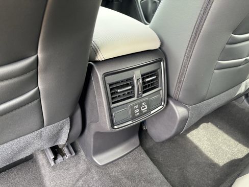 New 2026 Subaru Forester Touring AWD/4WD image 31