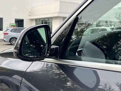 Used 2020 BMW X5 xDrive40i w/ Premium Package image 26