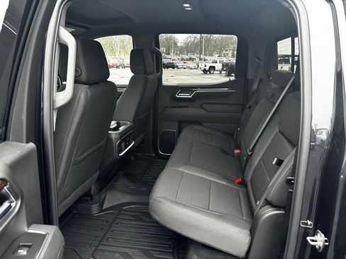 New 2026 GMC Sierra 1500 Elevation image 23