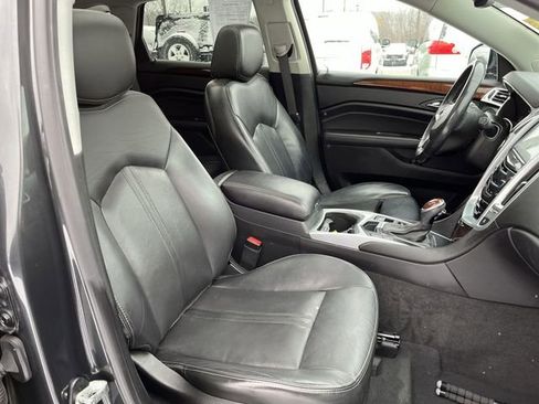 Used 2016 Cadillac SRX Luxury image 28
