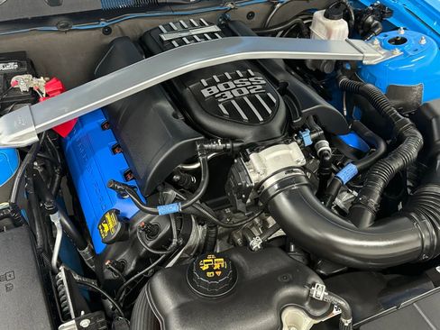 Used 2013 Ford Mustang Boss 302 image 41