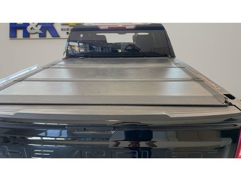 Used 2020 Chevrolet Silverado 1500 Custom w/ Custom 2.7L Value Package AWD/4WD image 7