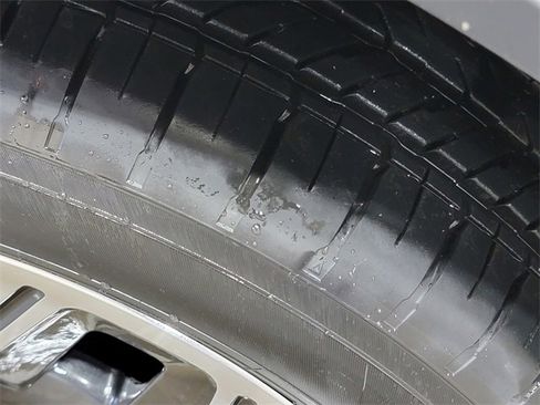 Used 2025 Subaru Forester Premium w/ Convenience Package #1 image 12