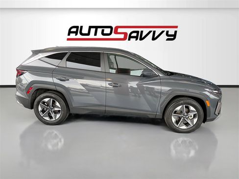Used 2025 Hyundai Tucson SEL image 8