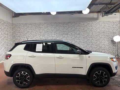 Used 2019 Jeep Compass Trailhawk AWD/4WD image 8