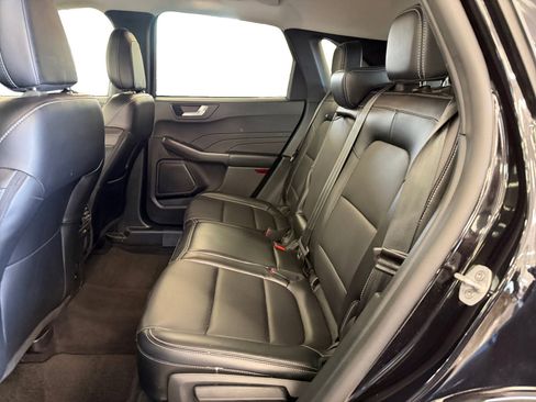 Used 2024 Ford Escape Platinum AWD/4WD image 10