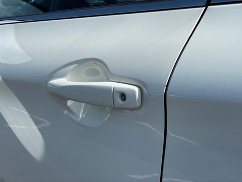 Used 2018 Nissan Rogue Sport S w/ S Appearance Package AWD/4WD image 32