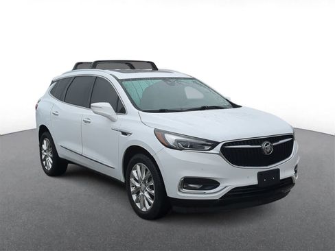 Used 2019 Buick Enclave Premium w/ Experience Buick Package image 2