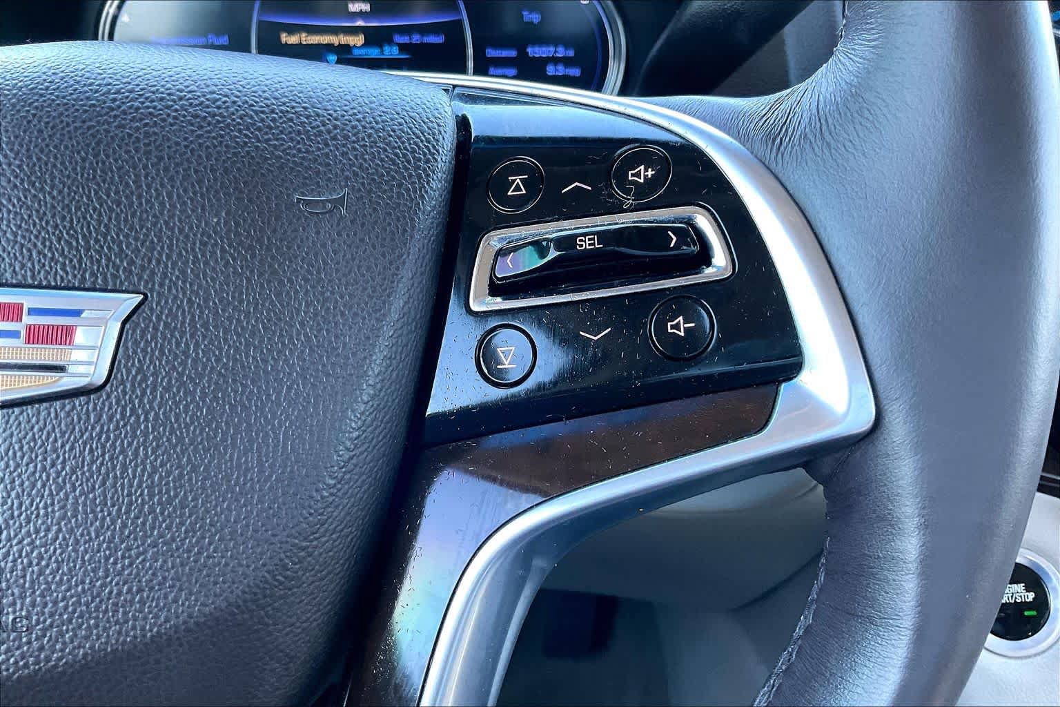 Used 2017 Cadillac Escalade Luxury RWD image 24