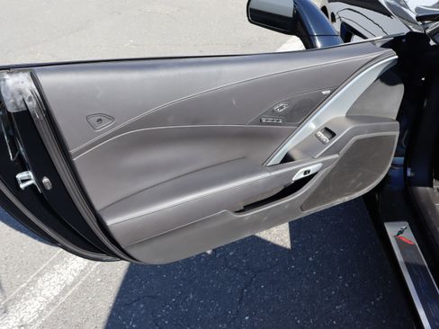 Used 2019 Chevrolet Corvette Stingray Convertible w/ 3LT Preferred Equipment Group RWD image 15