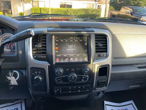 Used 2014 RAM 2500 Big Horn image 33