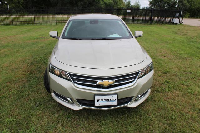 Used 2015 Chevrolet Impala LT w/ Convenience Package FWD image 4