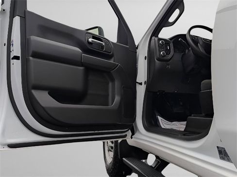 Used 2024 GMC Sierra 2500 Pro w/ Convenience Package image 27