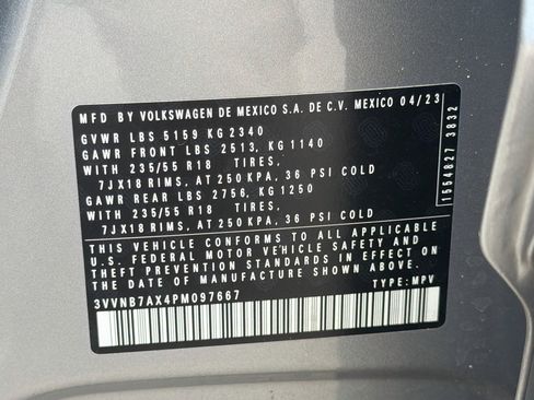 Used 2023 Volkswagen Tiguan SE w/ Panoramic Sunroof Package FWD image 45